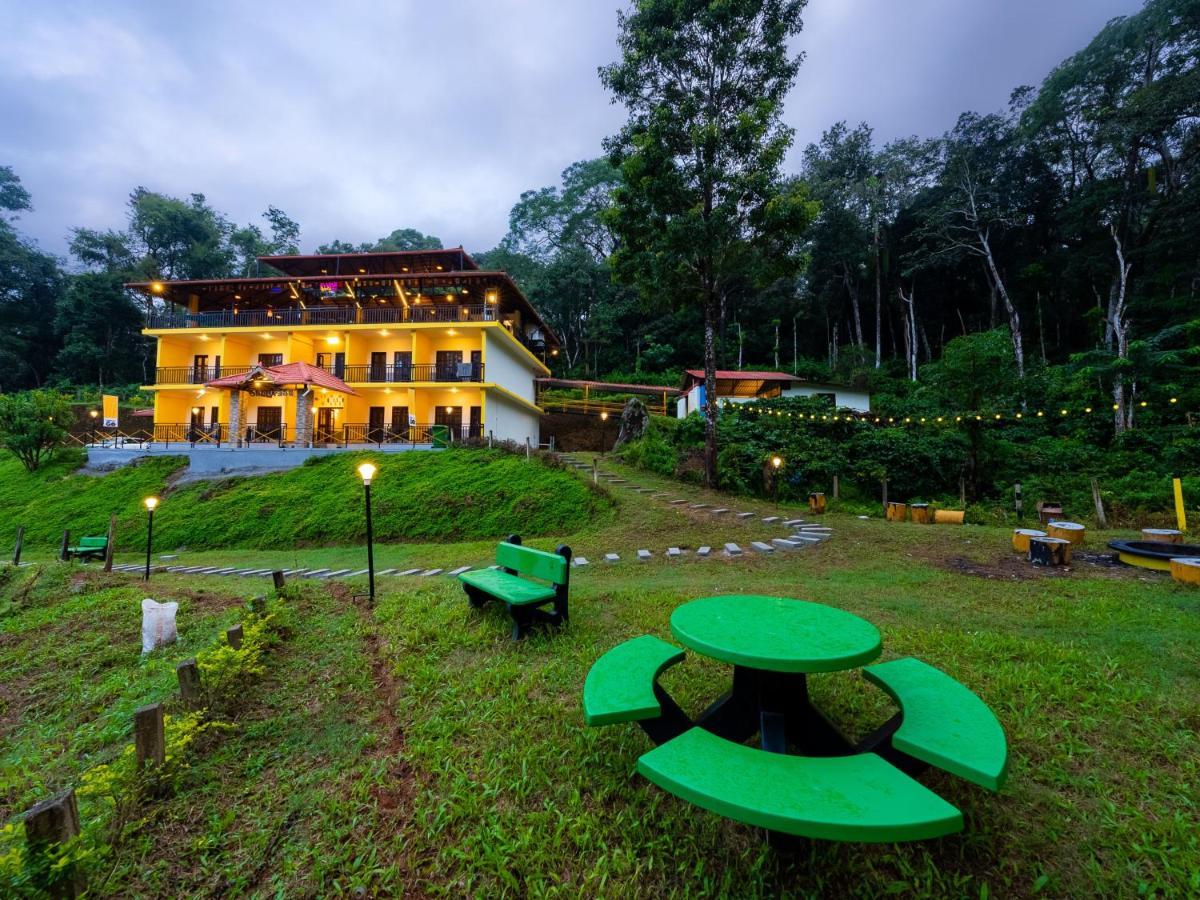 The Hosteller Coorg Rainforest, Madikeri Esterno foto